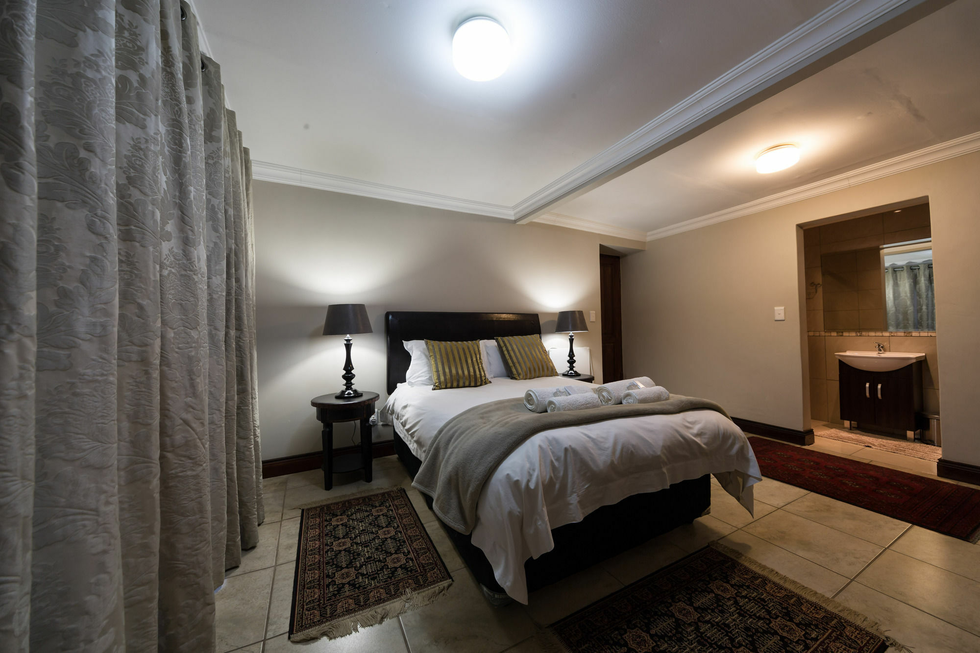 12 On Brecher Pretoria Bagian luar foto