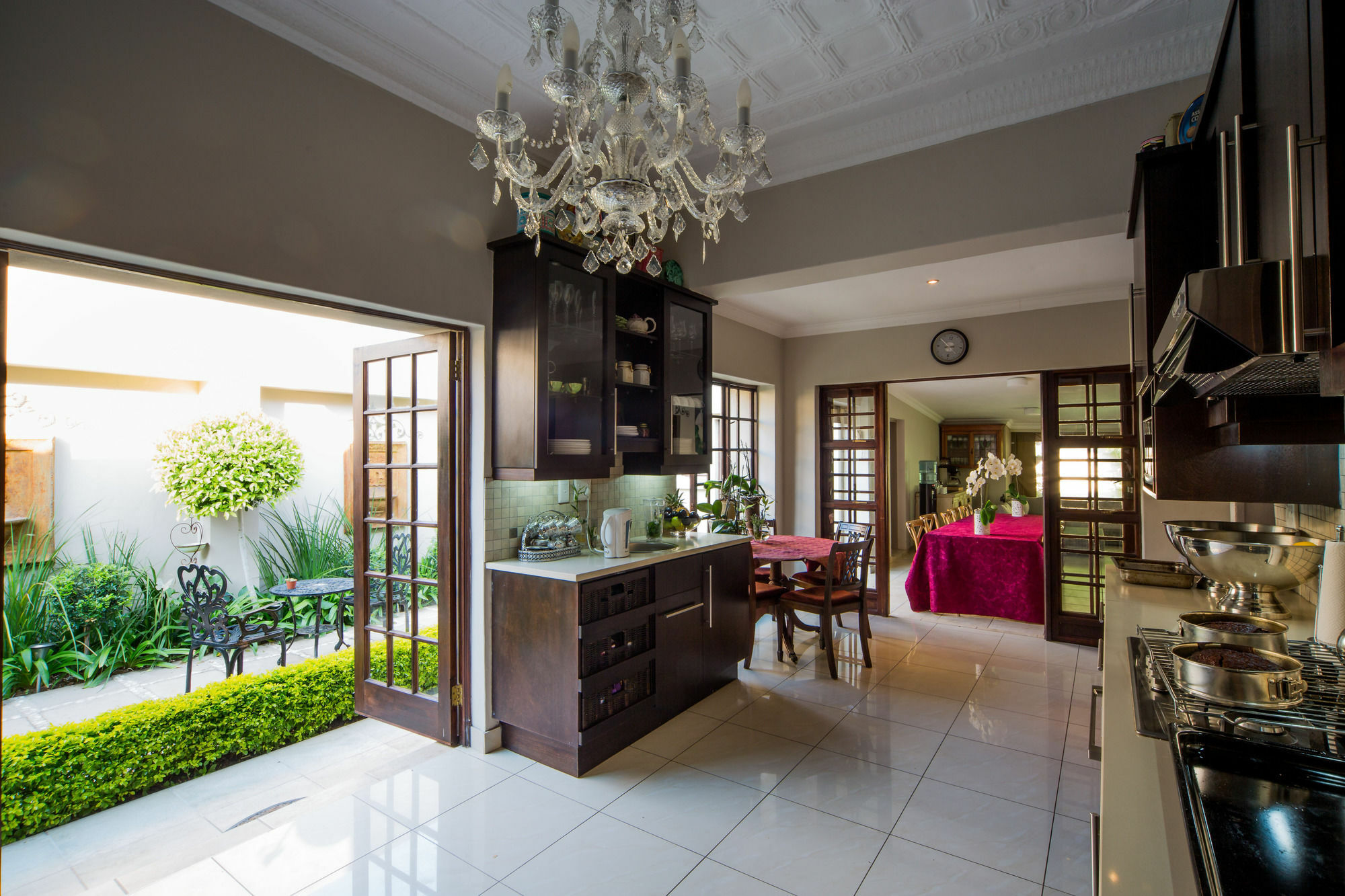 12 On Brecher Pretoria Bagian luar foto